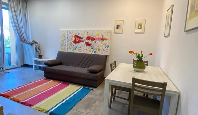 5 minutes from Bologna Fair, quiet apartment with attention to detail