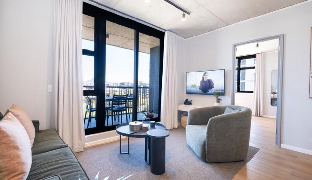 504 Riverlands - Lux 2 Bedroom Apartment with Parking