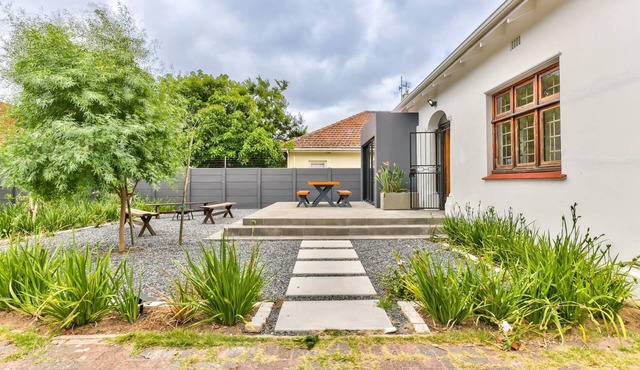 6 bedroom House in Mowbray