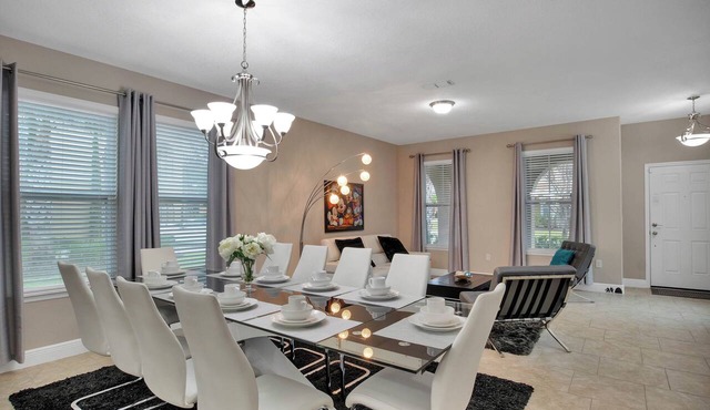 7 Bedrooms/5 Bathrooms/Solterra (4103 OD)