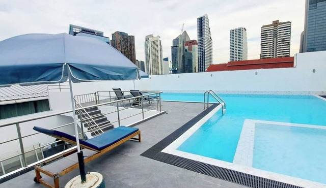 7B 5 Bedrooms Penthouse Downtown Serviced Apartment with shared Pool