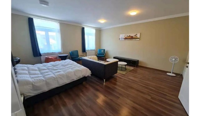 90㎡ Spacious king Room with Big Living room 102