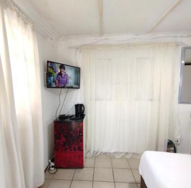 affordable room rustenburg