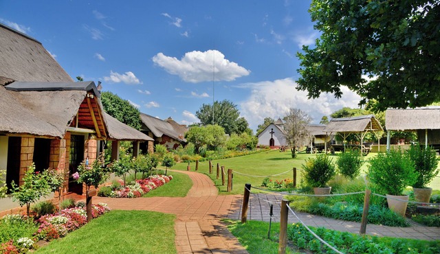 African Hills Safari Lodge & Spa