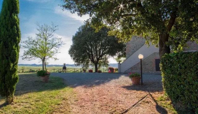 Agriturismo Tenuta La casetta- Nestled in the Tuscan countryside