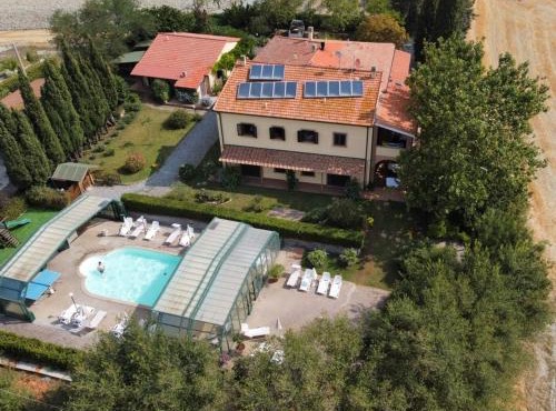 agriturismo macchia al pino