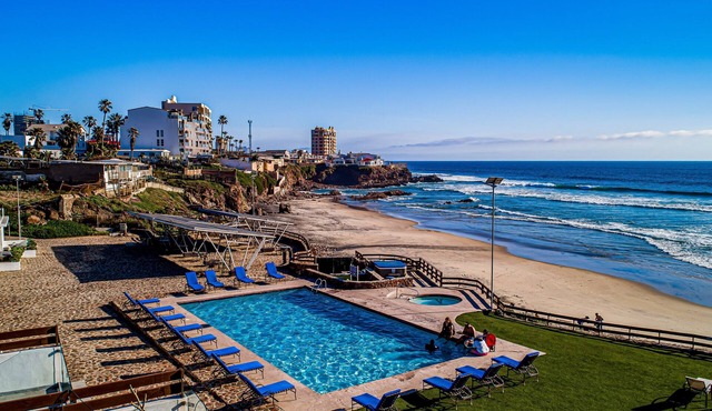 Airy, Beach-view Dog-friendly Villa With Patio, Outdoor Pool, Streaming, AC