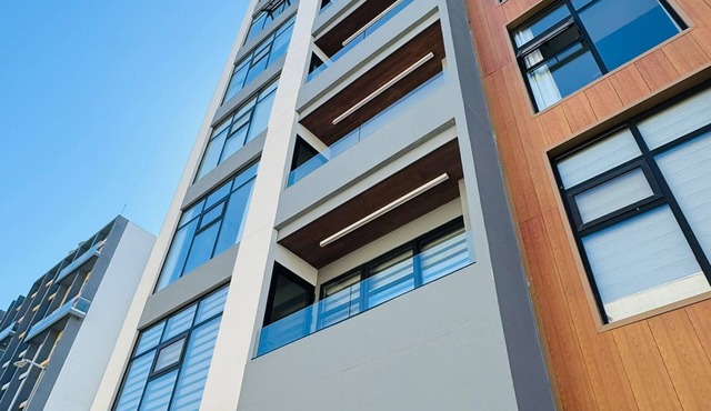 Alameda Apartment