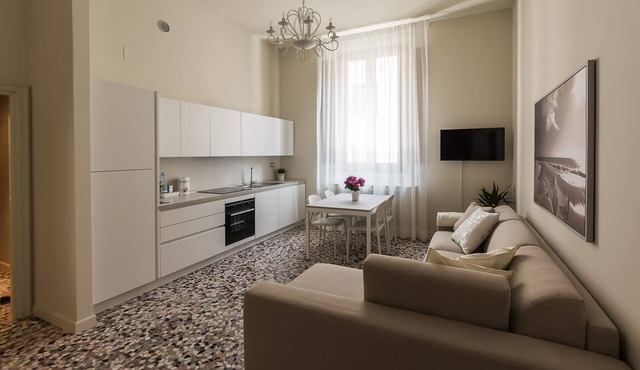 Alighieri Theatre charming suite