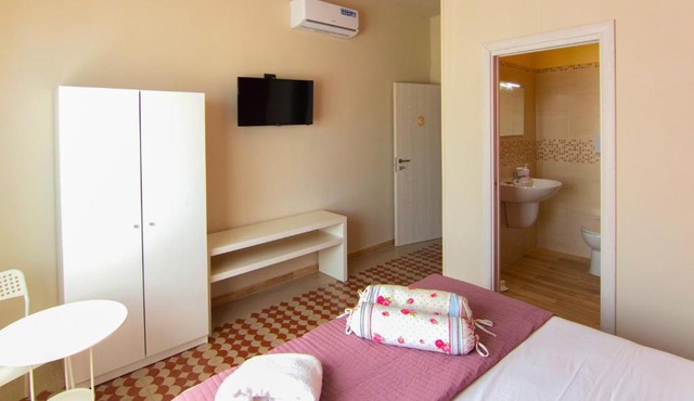 ALMA Rooms