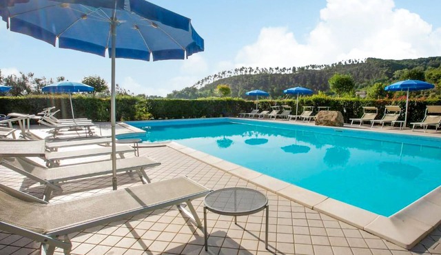 Amazing apartment in Gubbio with WiFi