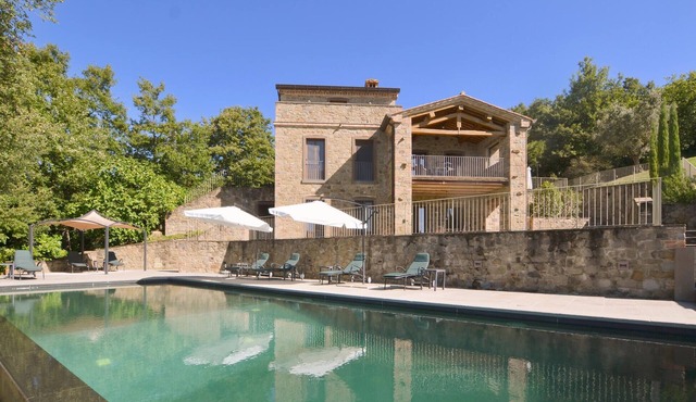 Amazing home in Lisciano Niccone