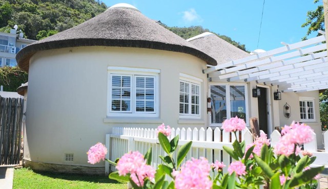 Amber Light Wilderness Beach Cottage