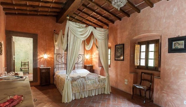 An authentic, rural Tuscan escape, with excellent access to Florence