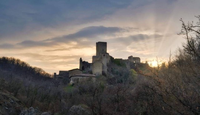 Antica stalla e fienile ristrutturato immerso nella natura