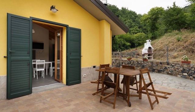 Apartment 'Camera 3' with Mountain View, Private Terrace and Wi-Fi