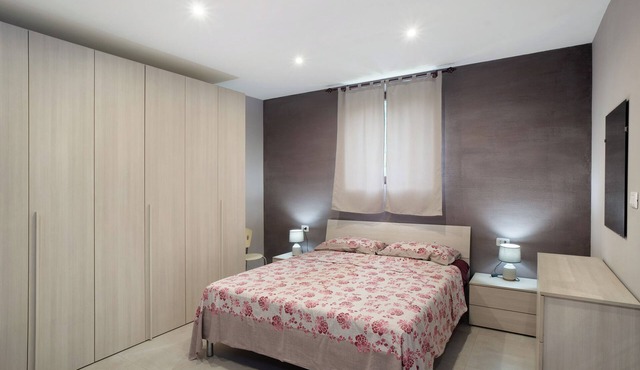 Apartment "Casa Gina" with Mountain View, Private Garden & Wi-Fi