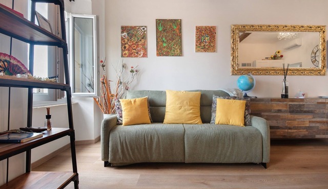 Apartment 'Giada's Retreat' with Sea View, Wi-Fi and Air Conditioning