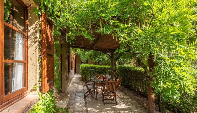 Apartment 'Il Covone' with Shared Pool, Shared Terrace and Wi-Fi