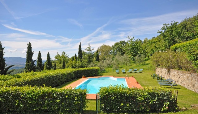 Apartment in Capolona with 2 bedrooms sleeps 4