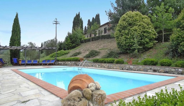 Apartment in Castelfiorentino with parking space