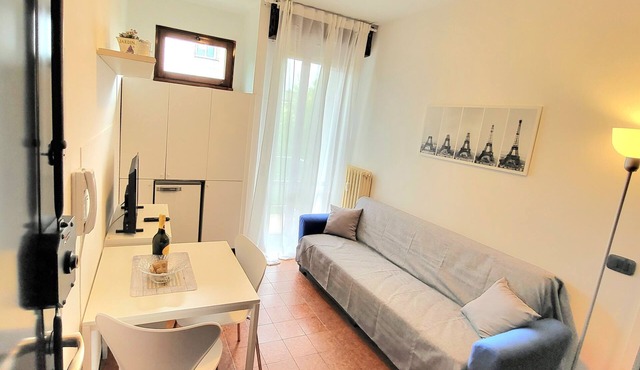 Apartment in front of the hospital