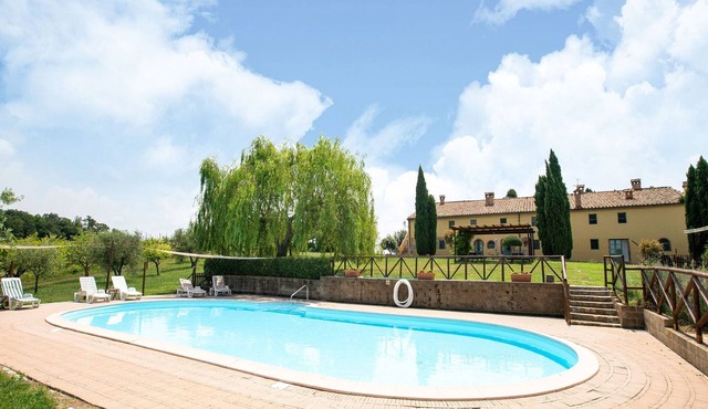 Apartment in Collesalvetti near Pisa