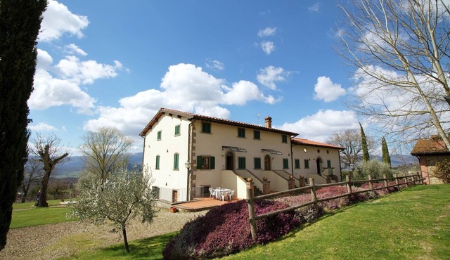 Apartment in Tuscany near Vineyards