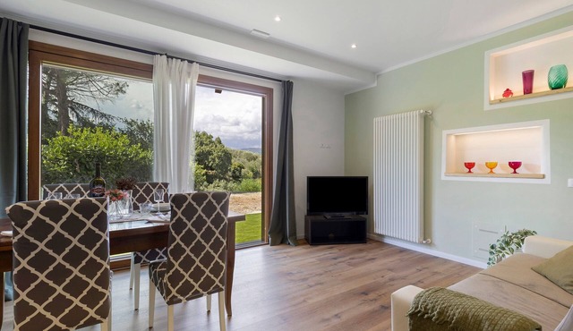 Apartment 'Bellavista Cottage Salvia' with Shared Garden, Wi-Fi and Air Conditioning