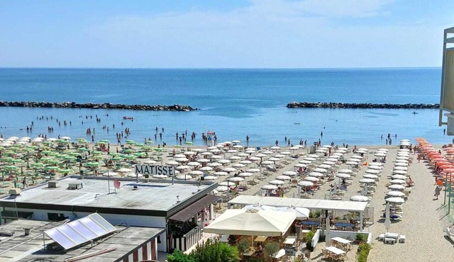 Apartment 'Appartamento Sul Mare Lido Di Savio' with Sea View and Balcony