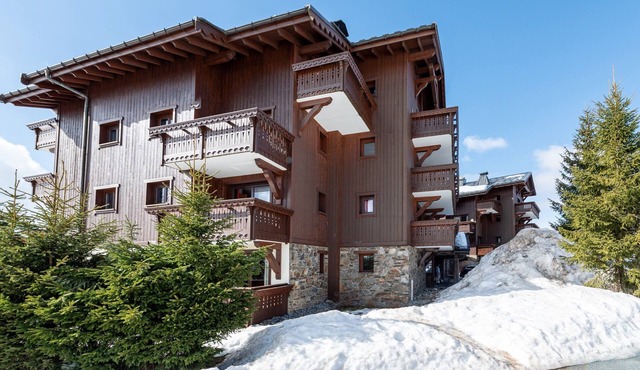 Apartment 'Lapon H10' with Mountain View and Balcony