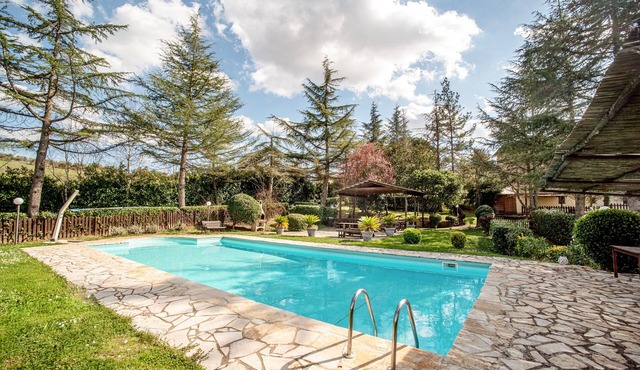 Apartment 'Lavanda ad Antico Casale '700' with Shared Pool & Wi-Fi