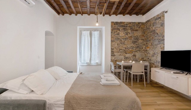Apartment 'Matt House 2' with Balcony, Wi-Fi and Air Conditioning