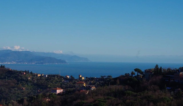 Apartment 'Monolocale Fattorialmare Viola' with Sea View, Shared Terrace & Wi-Fi