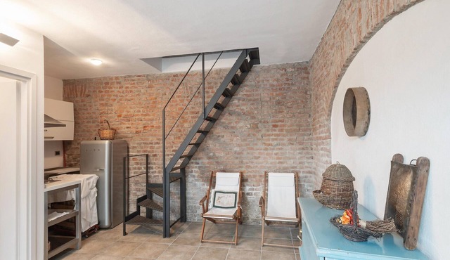 Apartment near Cremona in Historic Convent