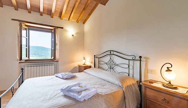 Apartment "Pugnano Alto - Castagna" with Shared Pool and Wi-Fi