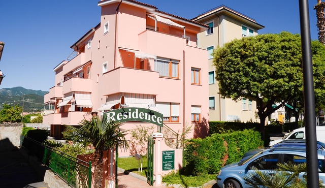 Apartments within walking distance of the sea with large balconies