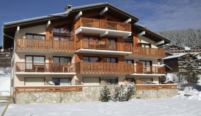 App. T2 + ski-in ski-out cabin-near TS Carrets and Legette and the resort center