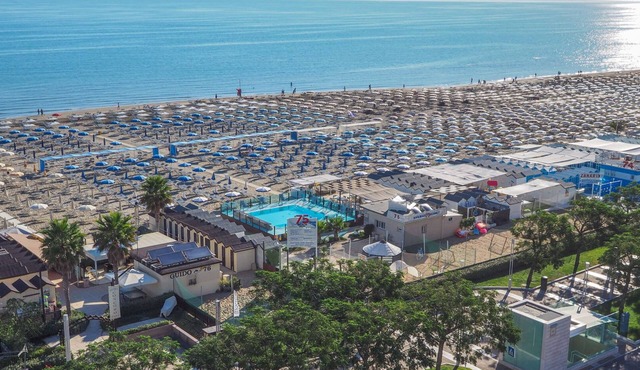 Appartamento Lux 6, Emma Villas