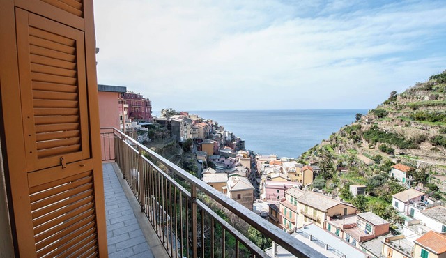Apt La Vela by Arbaspàa, with sea view terrace in Manarola