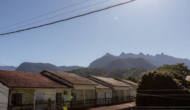Apto c/Wi-fi, garagem e vista das montanhas