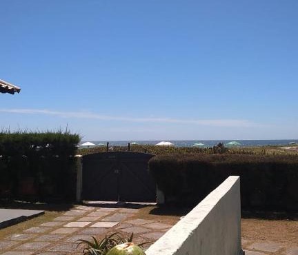 Apto Pé na Areia - Wi-Fi Gratuito - Tranquilidade à beira mar