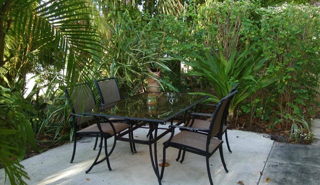 Artist Bungalow Key West Style