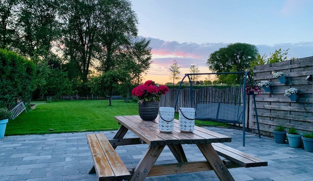 At the Veste Enkhuizen, peace, space, large garden and 5 min walking distance from the center
