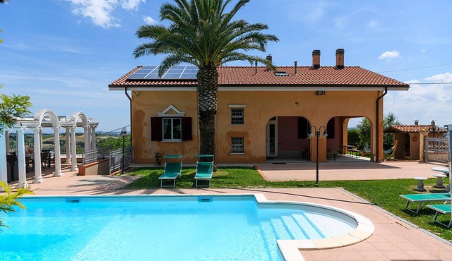 Awesome home in Castel Colonna di Mont