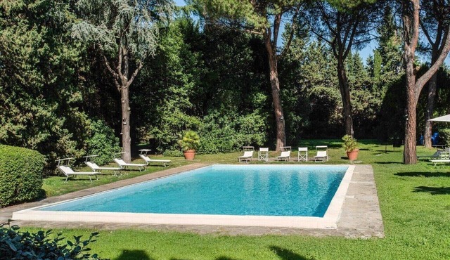 B&B HOTEL CALENZANO FIRST
