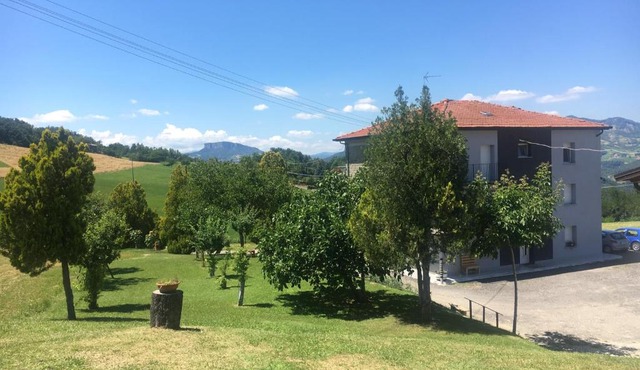 B & B Pratopiano
