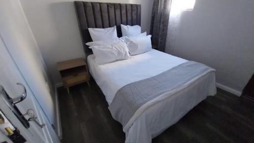 B3 bnb House