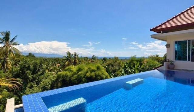 Bali Ocean View Villa in Lovina