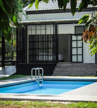 Ban Rub Lom Pool Villa 3 difference villas